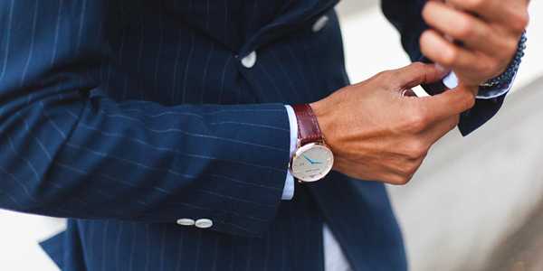 Professional Watches That Go Well With Business Suits